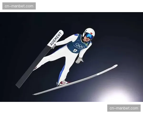 德国跳台滑雪选手莱蒙德男子标准台夺金 总分274.1分